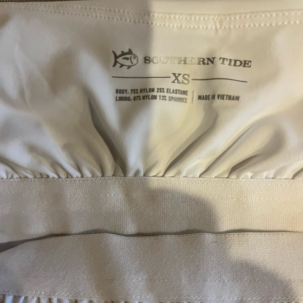 Southern Tide Staci Active Ruffle Tank - Picture 6 of 7